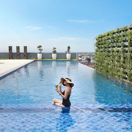 Novotel Suites Yogyakarta Malioboro Eksteriør billede
