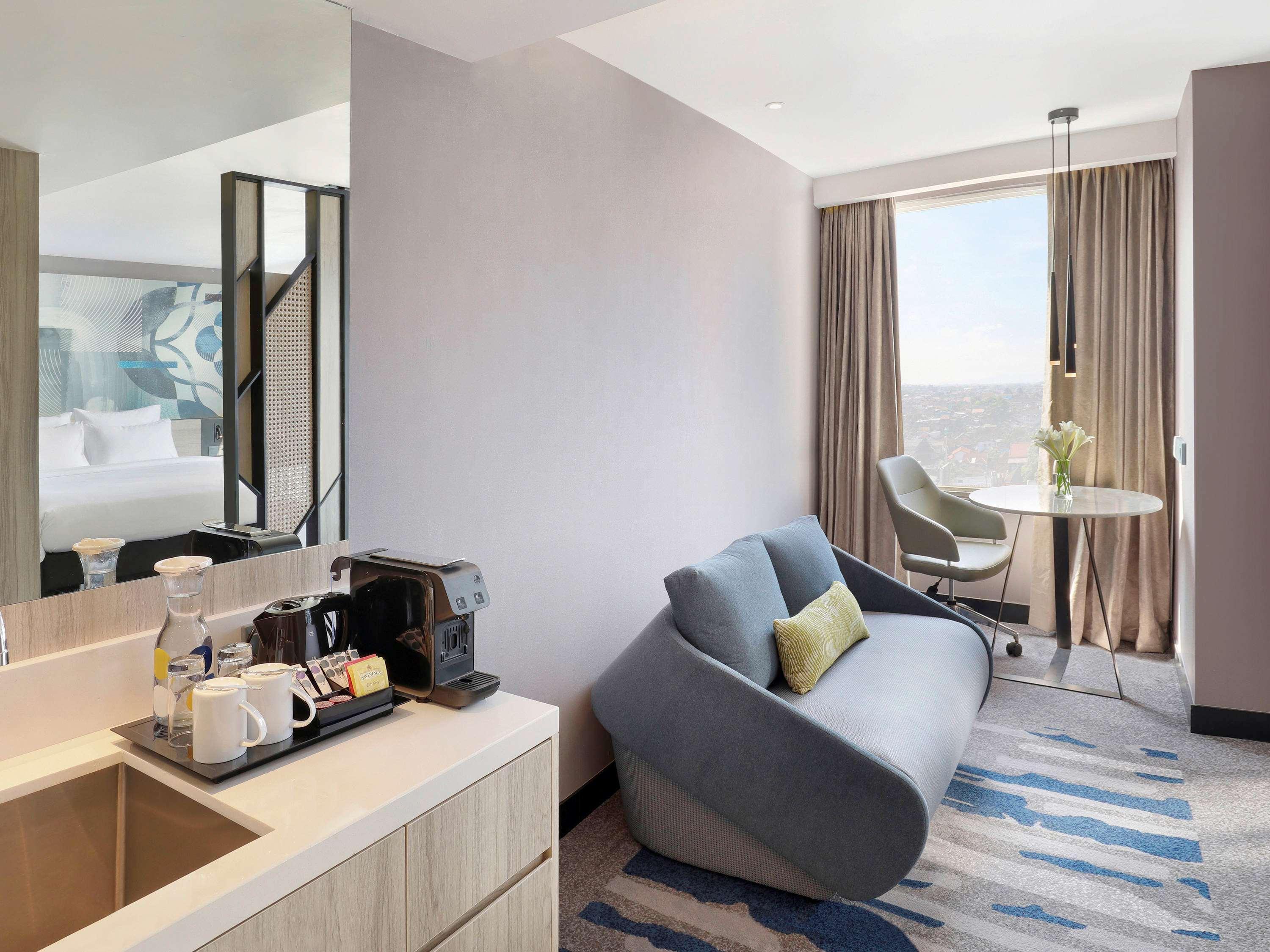 Novotel Suites Yogyakarta Malioboro Eksteriør billede