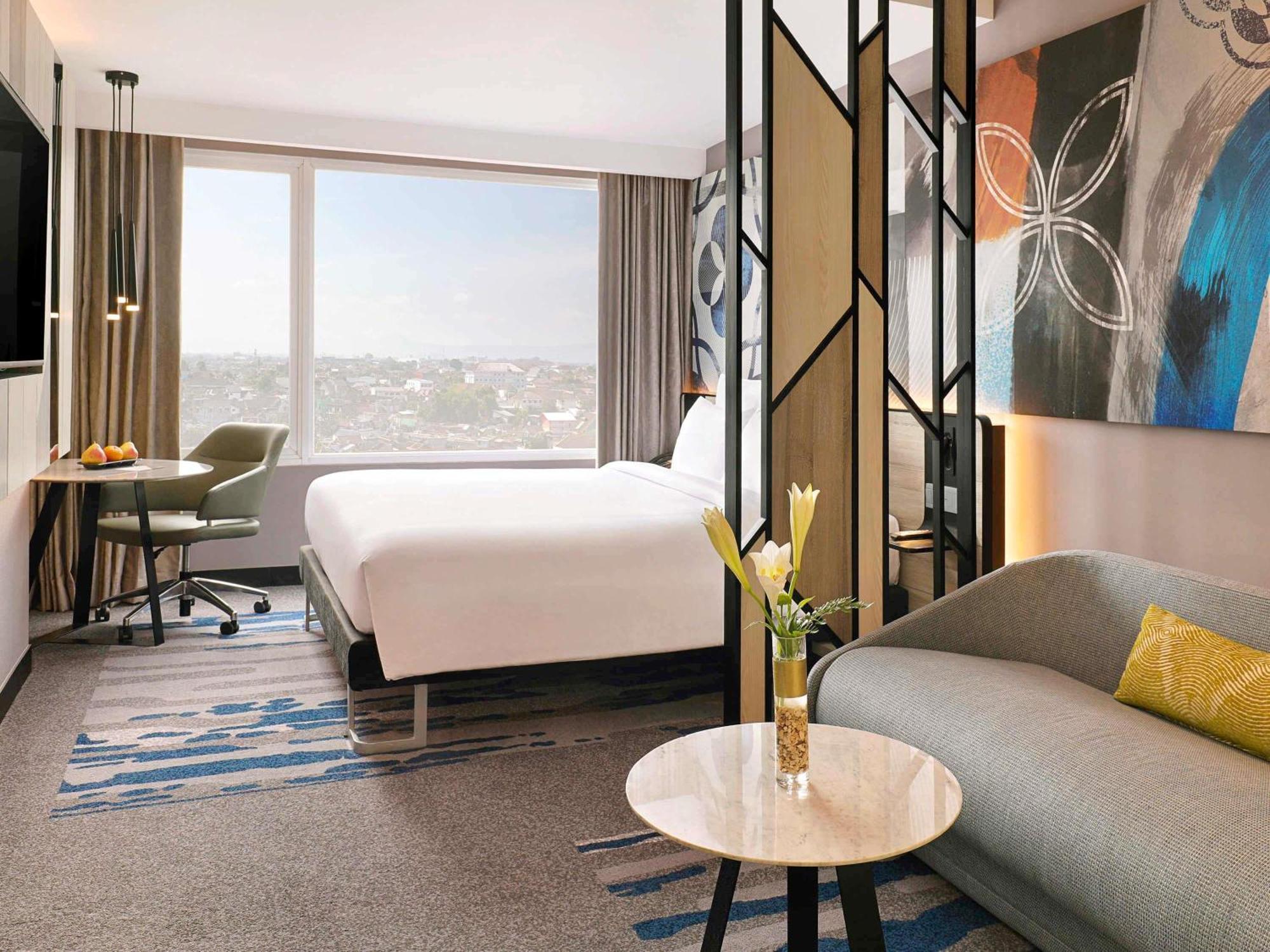 Novotel Suites Yogyakarta Malioboro Eksteriør billede