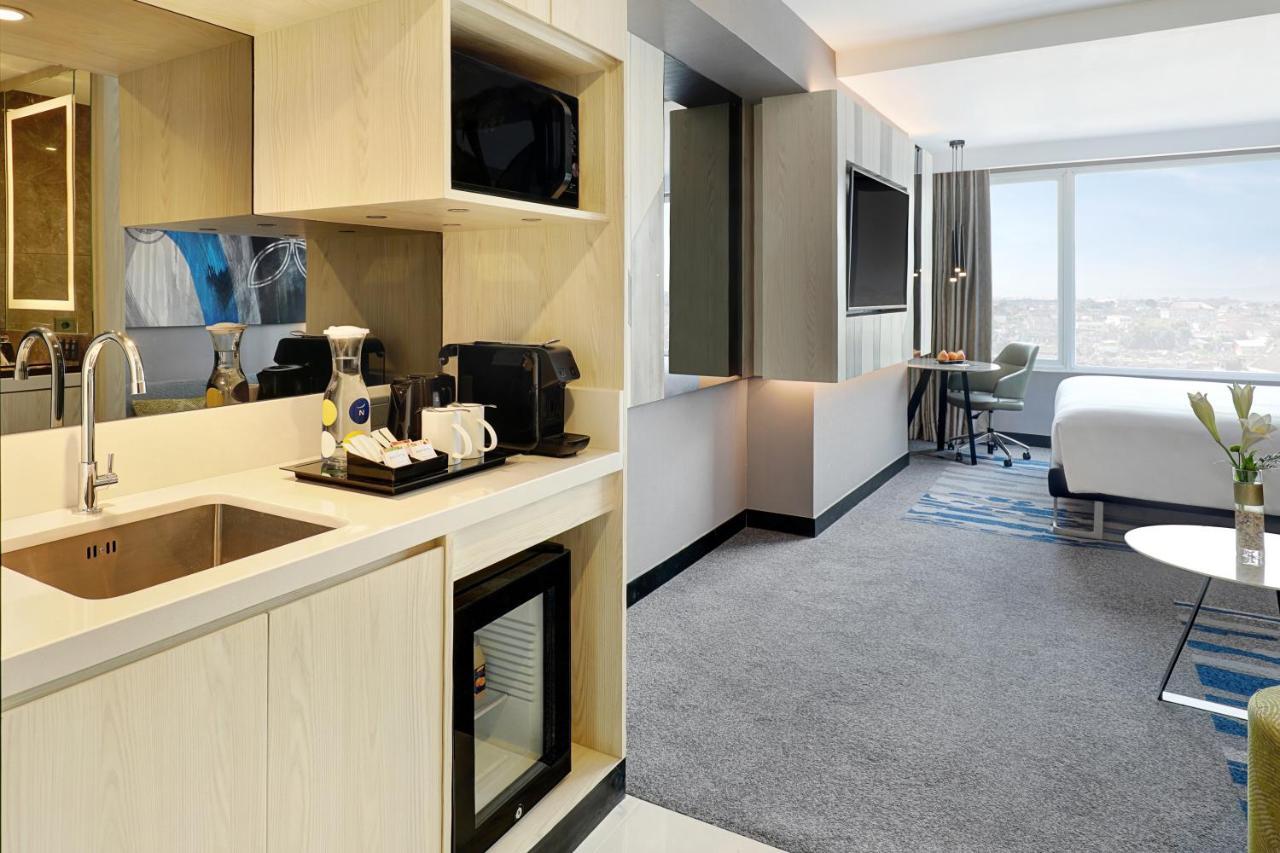 Novotel Suites Yogyakarta Malioboro Eksteriør billede