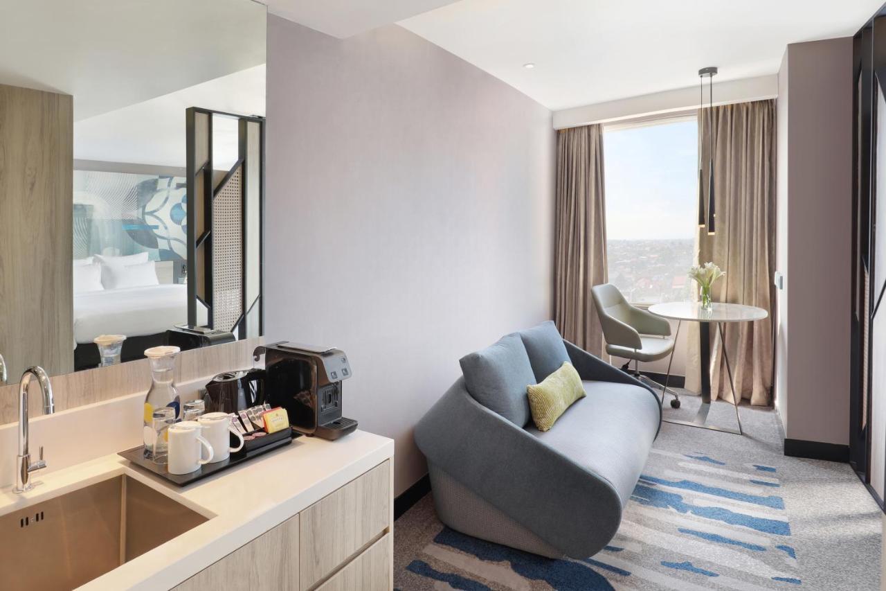 Novotel Suites Yogyakarta Malioboro Eksteriør billede